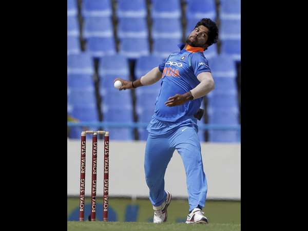 ಮೊದಲು ಬ್ಯಾಟ್ ಮಾಡುವ ನಿರ್ಧಾರ 