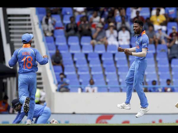 ಮಂಕಾದ ಧೋನಿ 