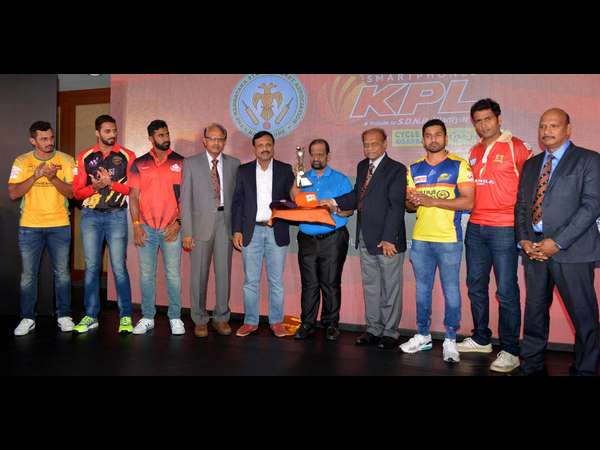 ಮೈಸೂರಿನಲ್ಲಿ ಒಟ್ಟು 12 ಪಂದ್ಯಗಳು 