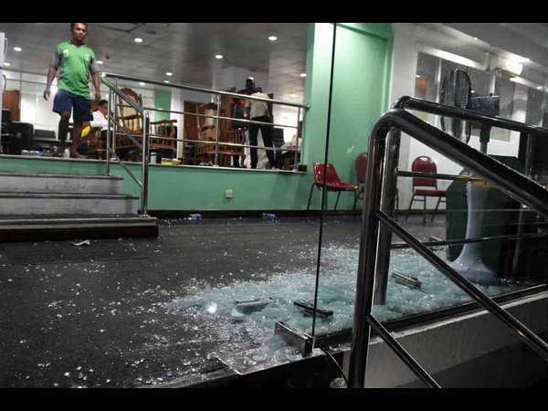 'ಸಭ್ಯರ ಆಟ' ವಿಶೇಷಣಕ್ಕೆ ಧಕ್ಕೆ