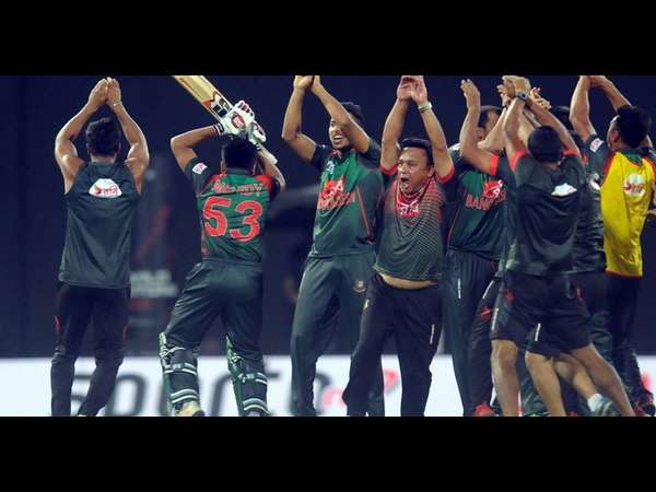 ಪಂದ್ಯ ಬಿಟ್ಟು ಹೊರಬರುವಂತೆ ಸೂಚನೆ