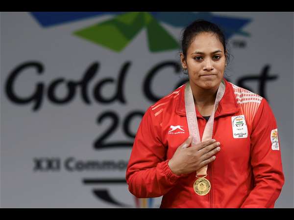 ತಂದೆಯ ತ್ಯಾಗಕ್ಕೆ ಚಿನ್ನದ ಉಡುಗೊರೆ