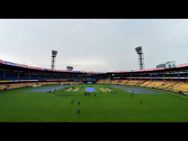 ಮೂರು ಲಕ್ಷ ಲೀಟರ್ ನೀರು ಹೊರಕ್ಕೆ