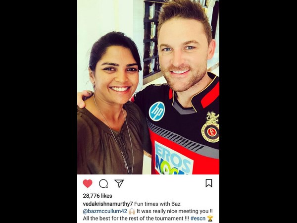 IPL 2018 : Veda Krishnamurthy selfie with Brendon McCullum 