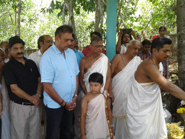 Why Ravi Shasthri visiting karvalu? here is the reason