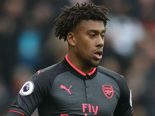 ಅಲೆಕ್ಸ್ ಇವೊಬಿ (ನೈಜೀರಿಯಾ / ಆರ್ಸೆನಲ್), ವಯಸ್ಸು 22