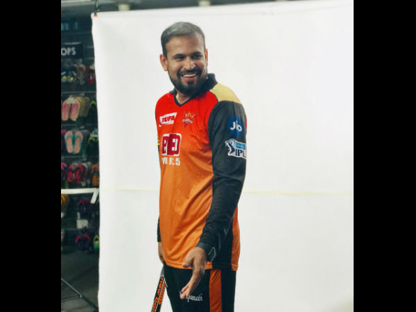 ಯೂಸೂಫ್ ಪಠಾಣ್-ಮೋನು