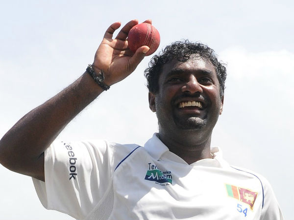 ಮುರಳೀಧರನ್ ಮುಂದು