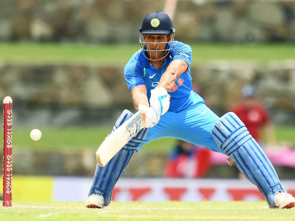 ಧೋನಿಯಿಂದಾಗಿ ಅವಕಾಶ