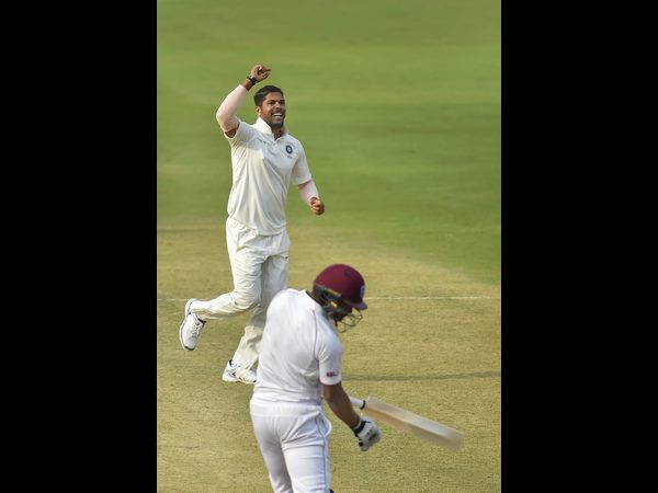 ಭಾರತದ ನೆಲದಲ್ಲಿ ಹತ್ತು ವಿಕೆಟ್