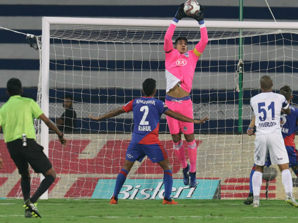 ಅಗ್ರ ಸ್ಥಾನಕ್ಕೇರೋ ಹಂಬಲ