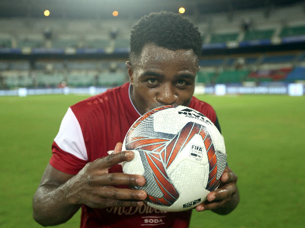 ಅಂಕದಲ್ಲಿ ಸಾಕಷ್ಟು ವ್ಯತ್ಯಾಸ