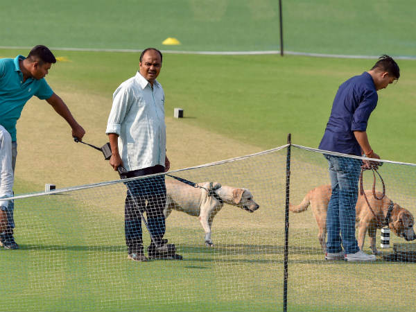 ಚುಟುಕು ಪಿಚ್ ರಿಪೋರ್ಟ್ ಚುಟುಕು ಪಿಚ್ ರಿಪೋರ್ಟ್
