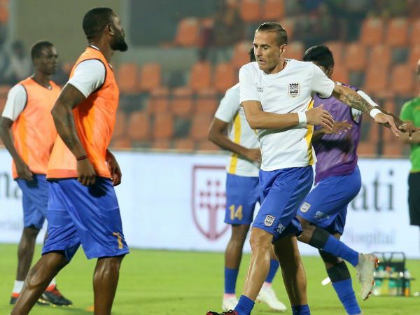 ವಿದೇಶಿ ಆಟಗಾರರೇ ಆಸರೆ