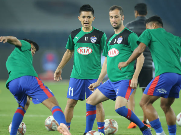 ಮಿಕು ಚೆನ್ನಾಗಿ ಆಡಬೇಕು