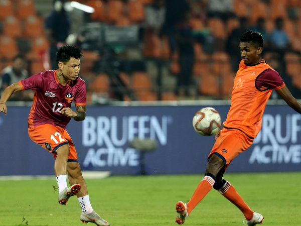 ಆಟದ ಶೈಲಿಗೆ ಬದ್ಧ