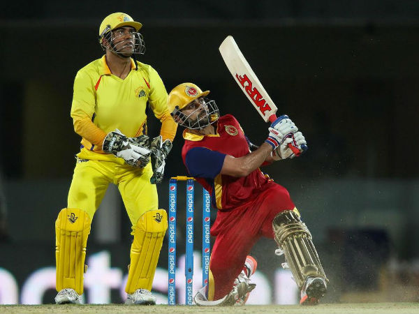 ಮುಂಚೂಣಿ ನಾಯಕ