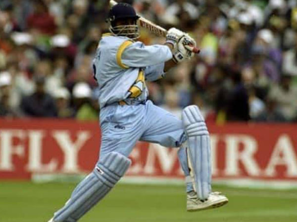 ಅಜಯ್ ಜಡೇಜಾ vs ವಾಕರ್ ಯೂನಿಸ್