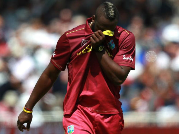 ರಸೆಲ್‌ಗೆ ಮಂಡಿ ನೋವು