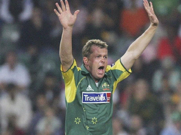 1. ಮೈಕ್‌ ಲೂಯಿಸ್‌ (0-113)