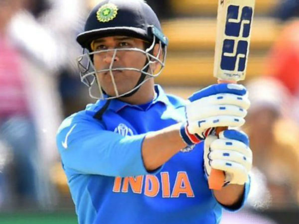 ಧೋನಿ 225 ಸಿಕ್ಸ್ ದಾಖಲೆ