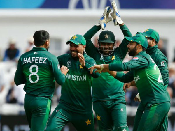 ಪಾಕ್ ಹೆಸರಲ್ಲೇ ಹೆಚ್ಚಿನ ದಾಖಲೆ ಪಾಕ್ ಹೆಸರಲ್ಲೇ ಹೆಚ್ಚಿನ ದಾಖಲೆ