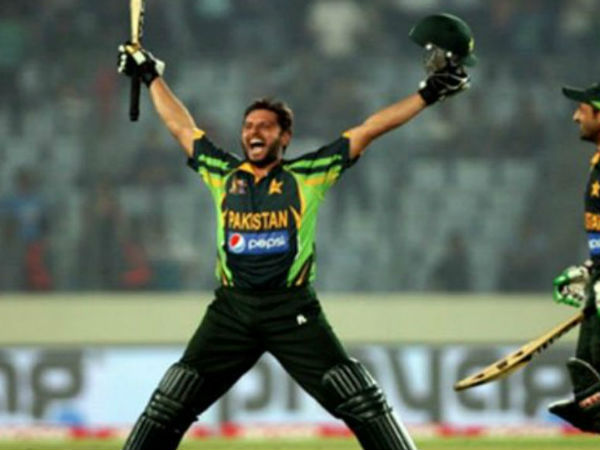 ಮುಂಚೂಣಿಯಲ್ಲಿ ಅಫ್ರಿದಿ