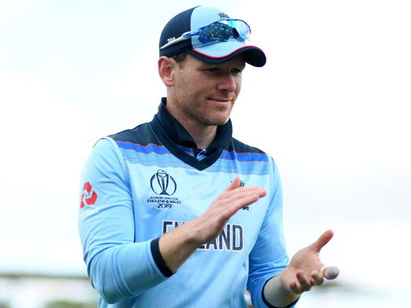 ತ್ವರಿತಗತಿ ಶತಕ(ಕಡಿಮೆ ಎಸೆತಗಳಲ್ಲಿ)