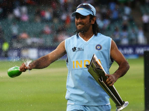  ಟಿ20-ಐನಲ್ಲಿ ಧೋನಿ ಸಾಧನೆ