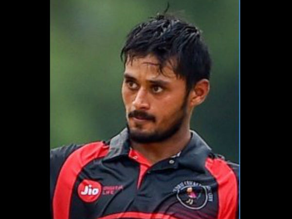 ಇಂಡಿಯಾ ರೆಡ್ 