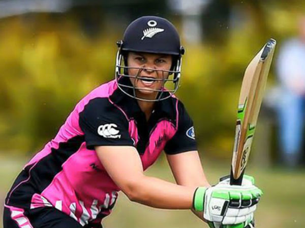 ವಿಶ್ವದ 10 ಆಟಗಾರ್ತಿಯರಲ್ಲಿ ಕೌರ್