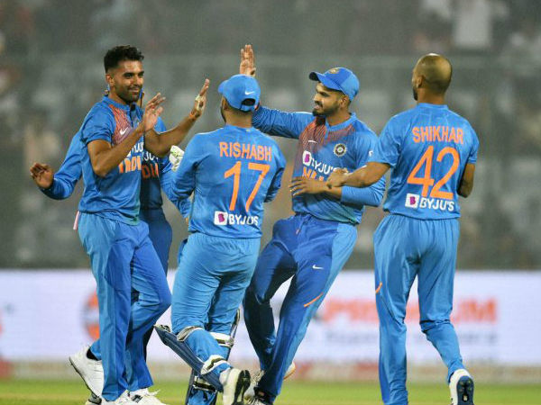 ಇತಿಹಾಸ ಬರೆದ ಚಹಾರ್ 