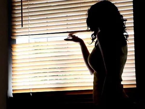 ಹನಿ ಟ್ರ್ಯಾಪ್‌ನಲ್ಲಿ ಸ್ಯಾಂಡಲ್‌ವುಡ್ ನಟಿಯರು