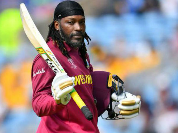 ಗೇಲ್ ಹಿಂದಿಕ್ಕಿದ ರೋಹಿತ್