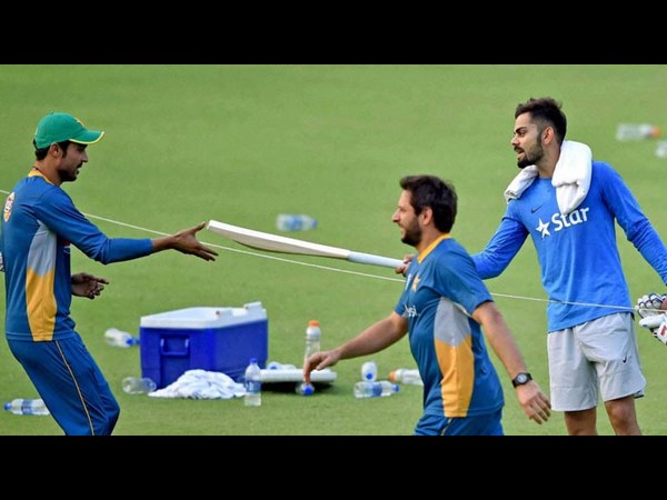 ದ್ವಿಪಕ್ಷೀಯ ಸರಣಿ ಬಯಸಿದ ಪಾಕ್ ಮಾಜಿ ಕ್ರಿಕೆಟಿಗರು