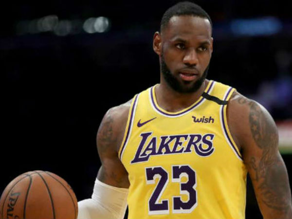 ಅತಿ ಕಿರಿಯ ಎನ್‌ಬಿಎ ಕ್ರೀಡಾಪಟು