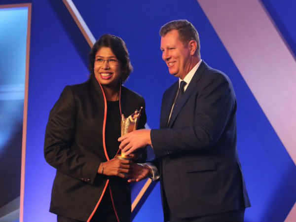 ಜೂಲನ್, ಮಯಾಂಕ್