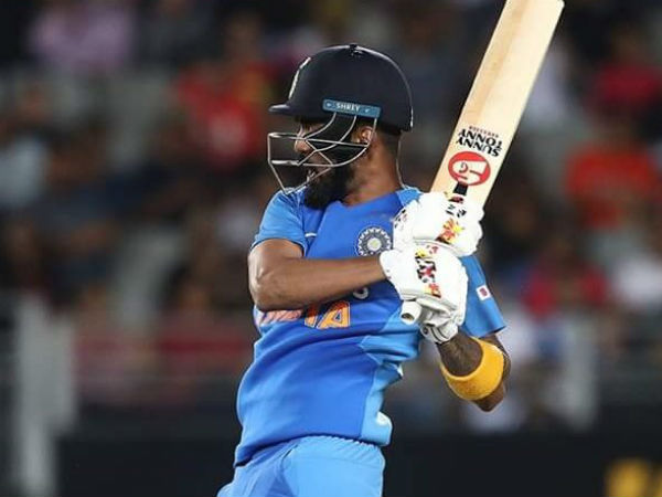 ಶತಕ ಸಿಡಿಸಿದ ರಾಹುಲ್, ಅರ್ಧ ಶತಕದಂಚಿನಲ್ಲಿ ಎಡವಿದ ಮನೀಶ್: