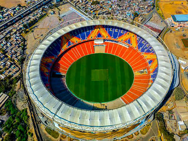 ದಾಖಲೆಗಳಿಗೆ ಸಾಕ್ಷಿಯಾಗಿದ್ದ ಮೈದಾನ ದಾಖಲೆಗಳಿಗೆ ಸಾಕ್ಷಿಯಾಗಿದ್ದ ಮೈದಾನ