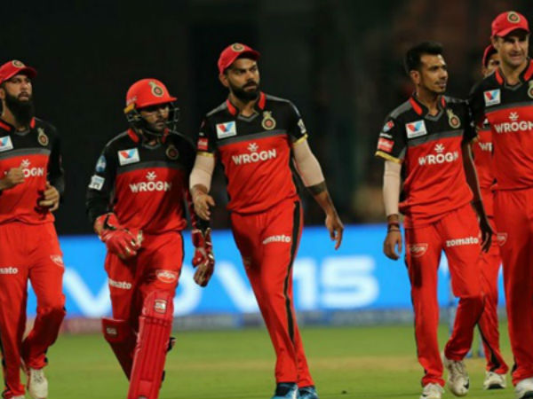 ಒಂದೇ ತಂಡದಲ್ಲಿ 200 ಸಿಕ್ಸರ್