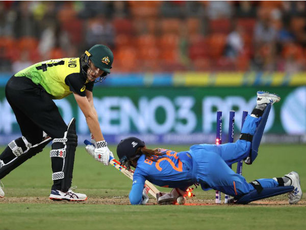 ವಿಕೆಟ್ ಕೀಪರ್: ವಿಕೆಟ್ ಕೀಪರ್: