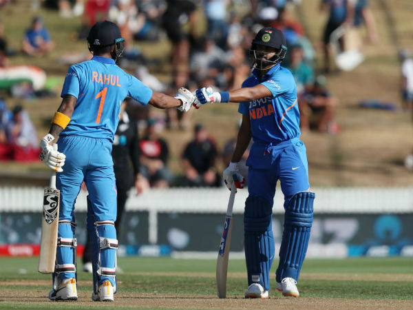 ಯಾರು ಆ ಆಟಗಾರರು ಯಾರು ಆ ಆಟಗಾರರು