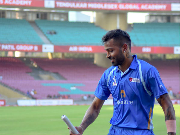 ಎರಡು ಸ್ಫೋಟಕ ಶತಕಗಳು