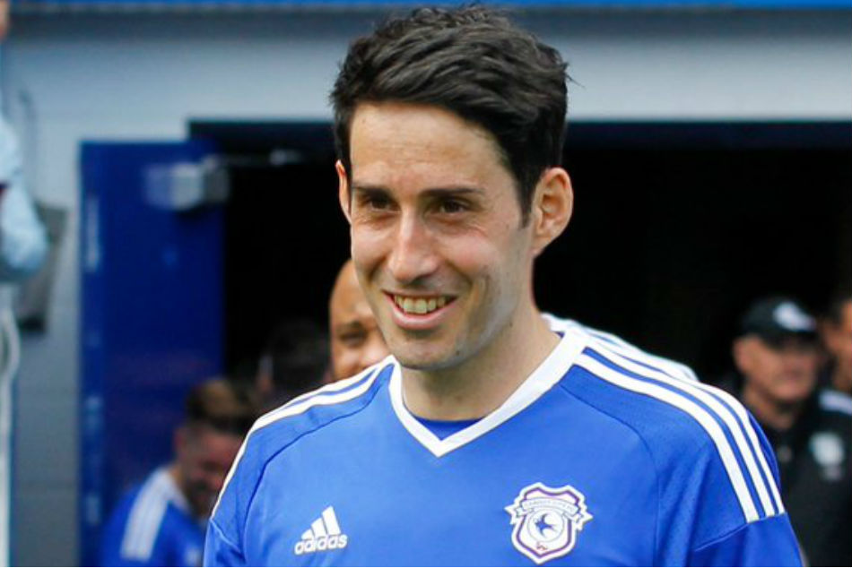 Former Aston Villa and Cardiff midfielder Peter Whittingham dies aged 35 Former Aston Villa and Cardiff midfielder Peter Whittingham dies aged 35