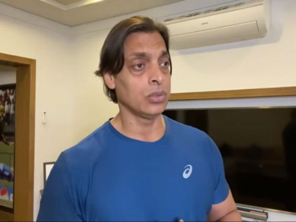 ನಜೀರ್‌ಗಿಂತ ಸೆಹ್ವಾಗ್ ಪ್ರತಿಭಾನ್ವಿತನಲ್ಲ