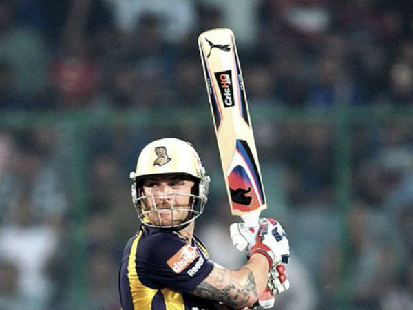 ಅಗರ್ಕರ್, ದಿಂಡಾ ಮಾರಕ ಬೌಲಿಂಗ್