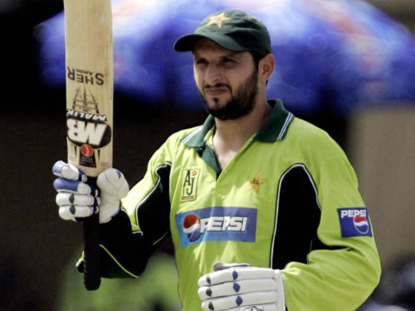 #2 ಪಾಕಿಸ್ತಾನದ ಬೂಮ್ ಬೂಮ್ ಬ್ಯಾಟ್ಸ್‌ಮನ್ ಅಫ್ರಿದಿ 