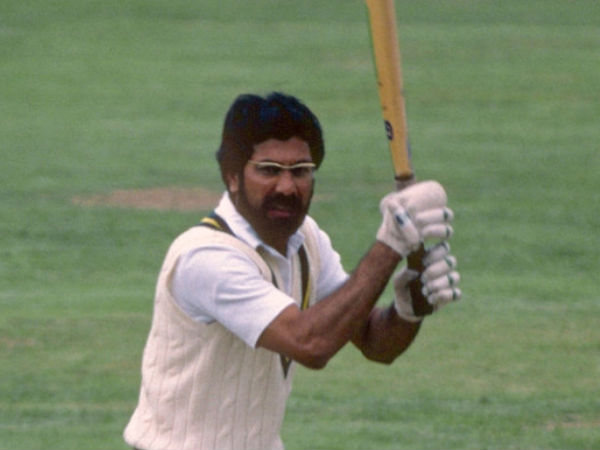 2. ಝಹೀರ್ ಅಬ್ಬಾಸ್