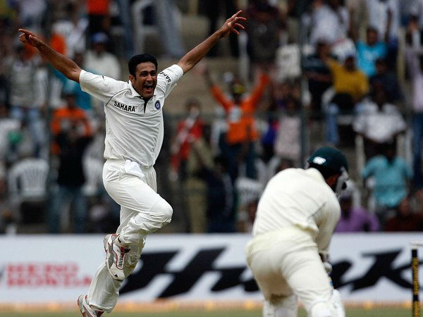 4. ಅನಿಲ್ ಕುಂಬ್ಳೆ