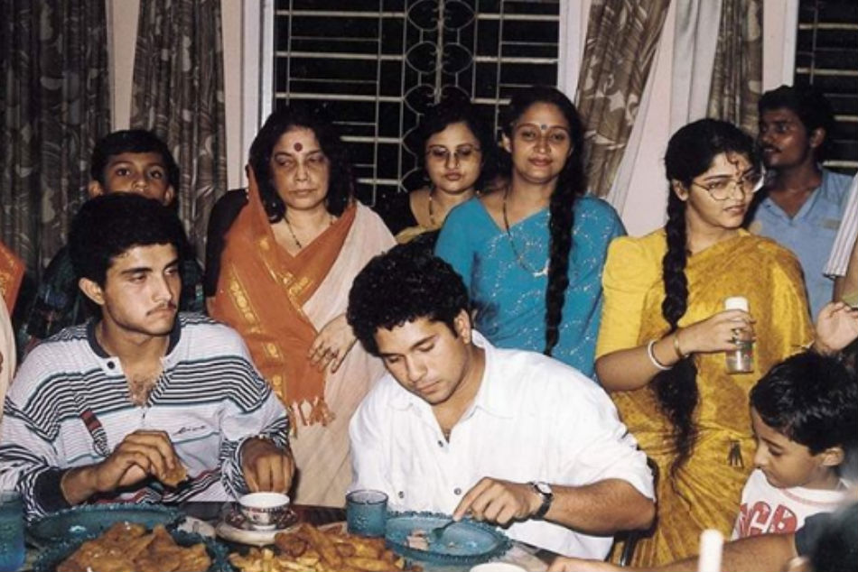 Sachin Tendulkars shares Throwback Picture With Sourav Ganguly